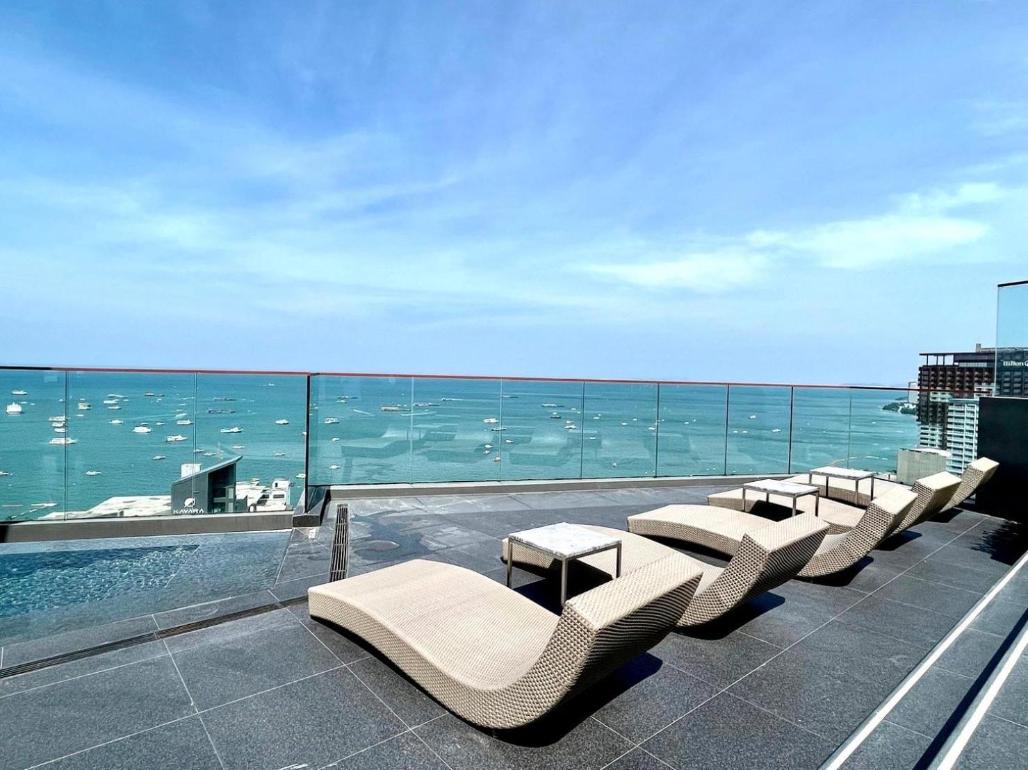 The Edge Central Pattaya Bagian luar foto